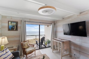 Beachers Lodge Condo 415
