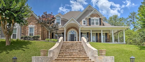 Acworth Vacation Rental | 6BR | 4BA | 6,700 Sq Ft | Stairs Required to Access