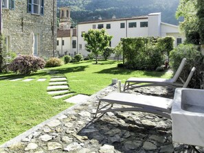 Propriété, Cour, Jardin, Herbe, Paysage Naturel, Maison, Pelouse, Biens, Bâtiment, Domicile