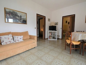 Picture Frame, Furniture, Property, Chair, Interior Design, Wood, Flooring, Table, Floor, Living Room