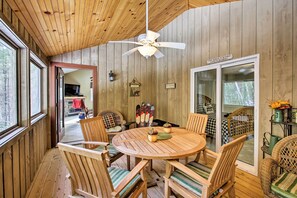 Sunroom | Dining Area