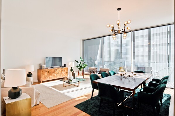 Living/Dinning room