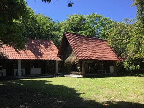 Esterni