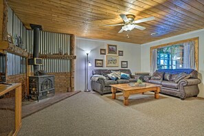 Living Room | Central Heating & Air Conditioning
