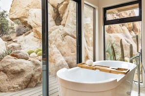 Soaker tub with amazing boulder views