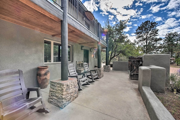 Cascade-Chipita Park Vacation Rental | 2BR | 1BA | 1,500 Sq Ft