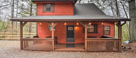 Blairsville Vacation Rental Cabin | 2BR | 2BA | 1,056 Sq Ft | Step-Free Access