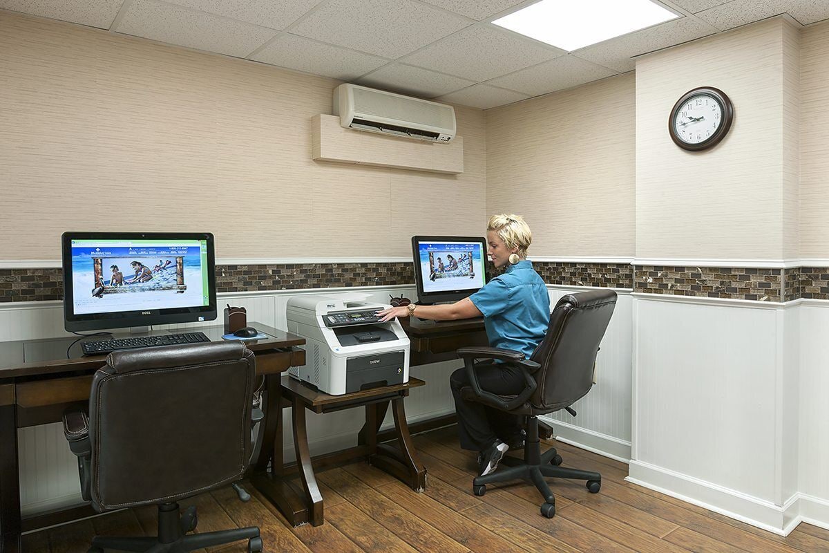 Holiday Pavilion Resort on the Boardwalk – Access to ALL AMENITIES!!!