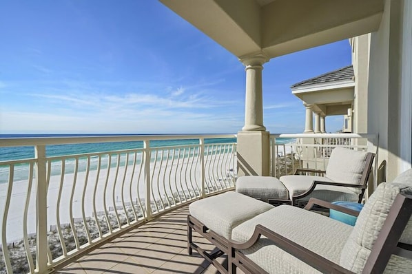 Grandview 403 - Luxury Beachfront Vacation Rental Condo with Communty Pool in Miramar Beach, FL - Bliss Beach Rentals