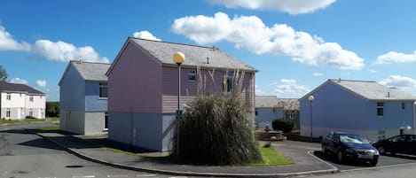 Detached Atlantic Gold Lodge No 34 at Atlantic Reach Resort, Newquay, Cornwall