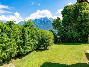 Cloud, Sky, Plant, Green, Natural Landscape, Land Lot, Mountain, Sunlight, Tree, Shade