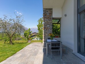 Plant, Property, Sky, Building, Shade, Architecture, Interior Design, Window, Chair, Floor