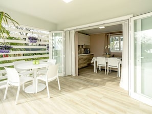 Table, Furniture, Building, Chair, Wood, Porch, Interior Design, Lighting, Flooring, House