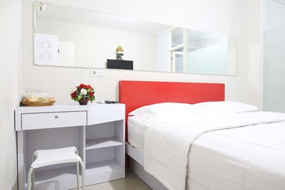 # Cozy Bedroom Kanwa Darmo