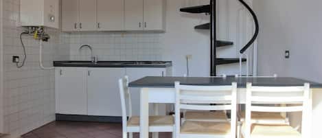 Kitchen Sink, Property, Furniture, Cabinetry, Sink, Wood, Tap, Interior Design, Countertop, Floor