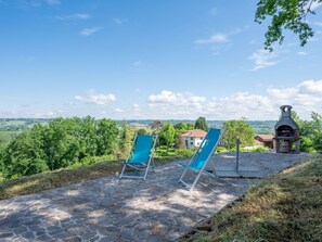 Bleu, Lumière Du Soleil, Mobilier De Jardin, Jardin, Ombre, Cumulus, Chaise, Aménagement Paysager, Parc, Meteorologique Phénomène