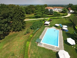 Piscine, Propriété, Herbe, Photographie Aérienne, Biens, Loisir, La Photographie, Maison, Lot Terre, Arbre