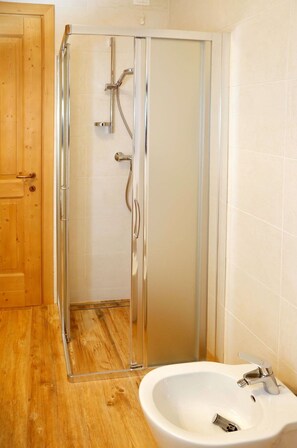 Sink, Plumbing Fixture, Shower Door, Wood, Interior Design, Bathroom, Flooring