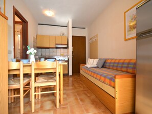 Zimmer, Möbel, Eigentum, Bett, Gebäude, Interior Design, Haus, Fussboden, Schlafzimmer, Grundeigentum