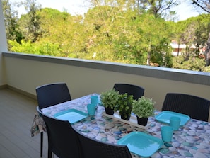 Eigentum, Tabelle, Grundeigentum, Möbel, Zimmer, Haus, Terrasse, Hinterhof, Garten, Landscaping