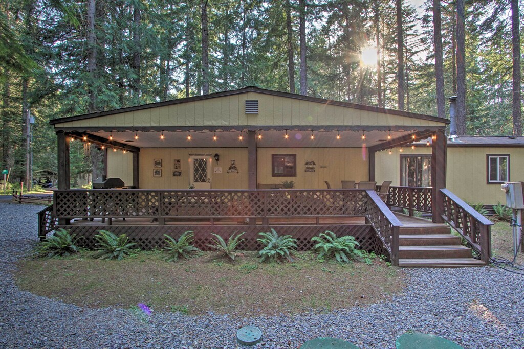 Ohanapecosh Visitor Center, Packwood Vacation Rentals house rentals