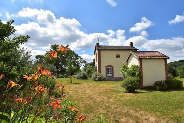 Holiday Home Exterior [summer]