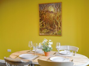 Ideal dining area | Dutch Barn One - Ymwlch Barns, Ymwlch, near Porthmadog