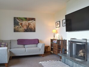 Living room | Cuckoo&rsquo;s Nest, Cove, near Poolewe