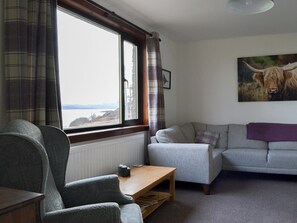 Living room | Cuckoo&rsquo;s Nest, Cove, near Poolewe