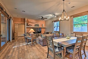 Living Room | Dining Area