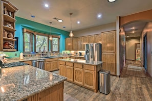 Kitchen | Fully Equipped
