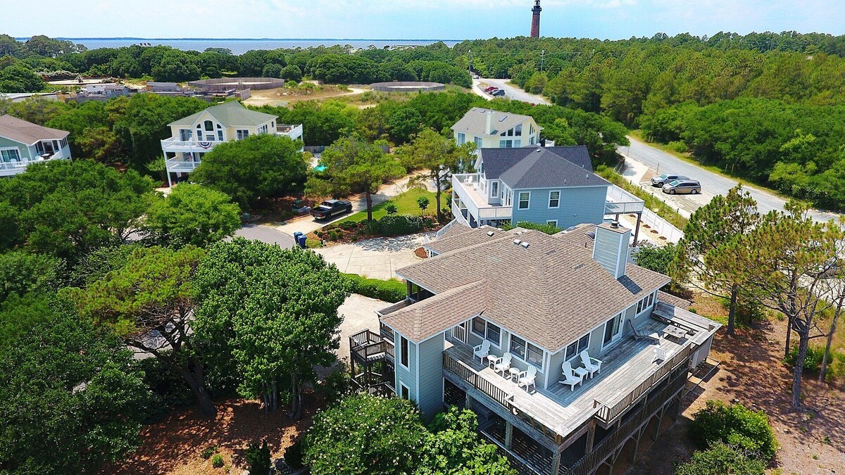 112, Zephyr- Oceanside, Community Amenities, Close to Beach Access