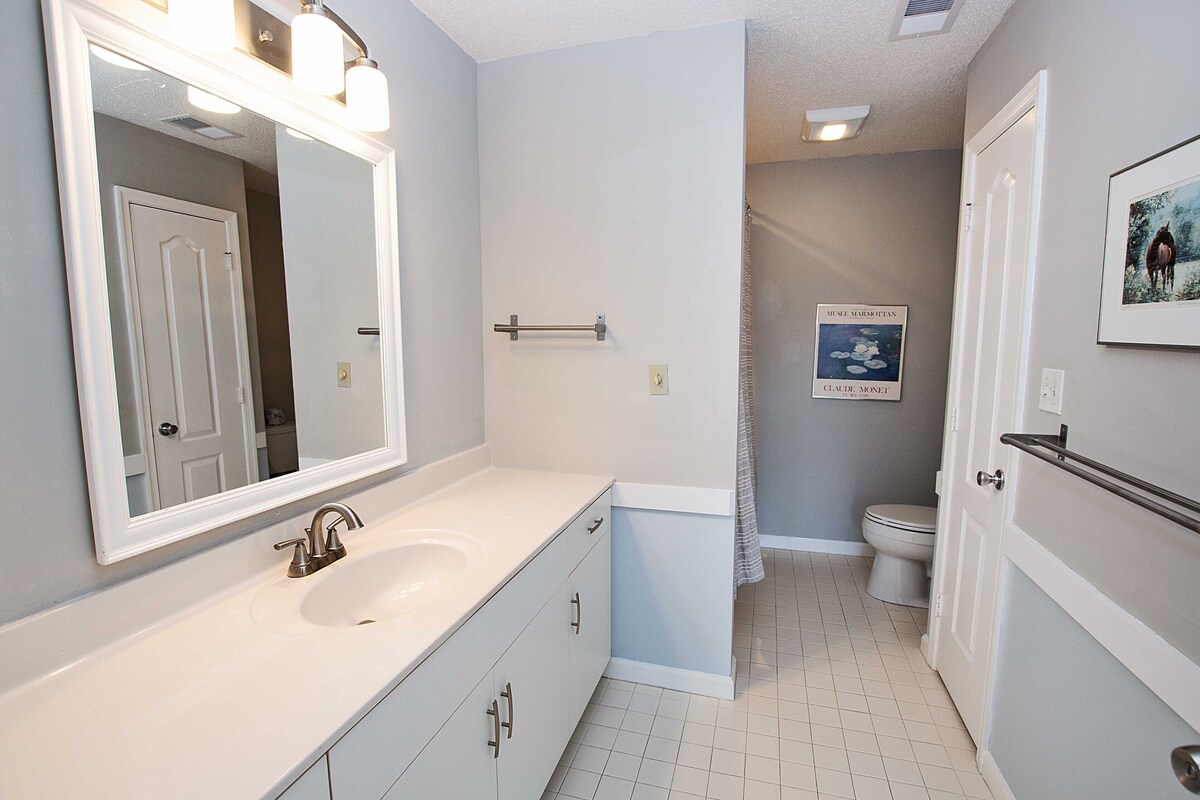 609, Black Dog- Oceanside, 485 ft to Beach Access, Community Amenities