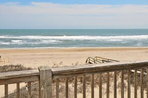 Deck facing Beach