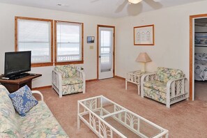 Oceanside Outside (4)