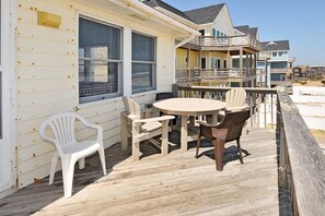Oceanside Outside (5)