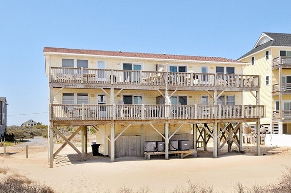 Oceanside Outside (1)