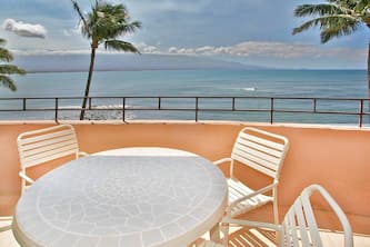 Oceanfront IS310 - Charming One Bedroom Maalaea Bay is an Incredible Value