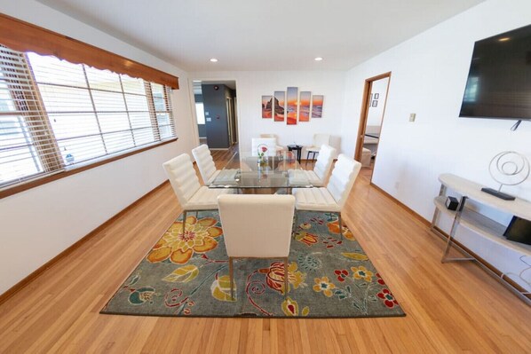 DINING ROOM -- View 3D Virtual Tour of the Property Here: https://tinyurl.com/2h8sm85e