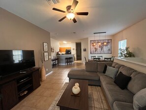 Living / Dining room