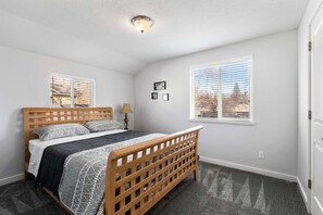 Queen Bedroom with Large closet space