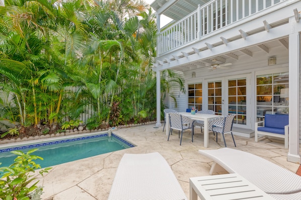 Private outdoor oasis