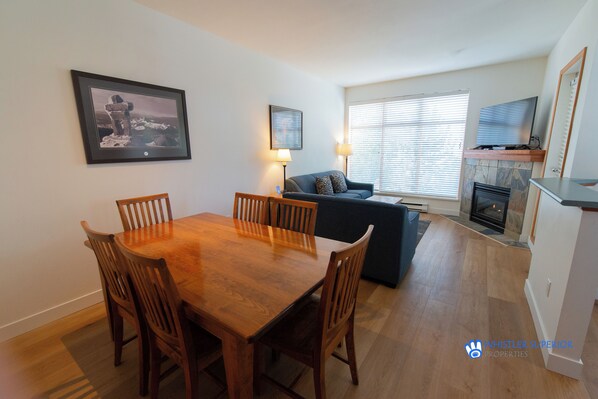 Dining area for six
