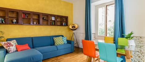 Living room with double sofa-bed