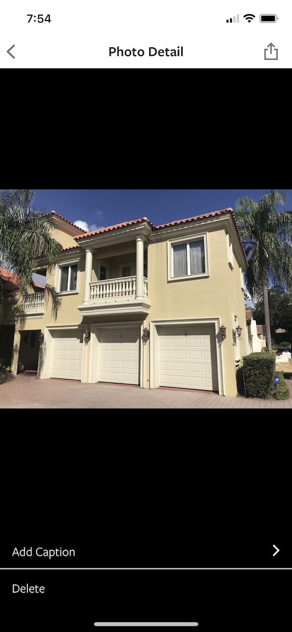 Detached Guesthouse over our 3 Car Garage