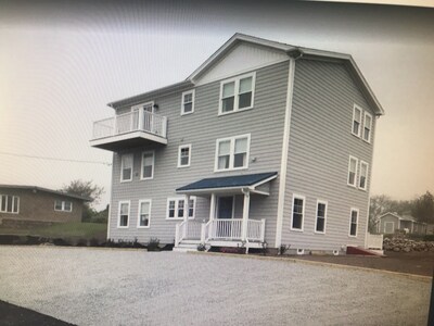 BRAND NEW GORGEOUS 8 BR, 5 BATHS, WALK 10 min TO BEACH   