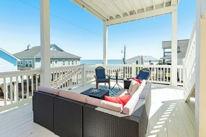 Covered deck area for shade