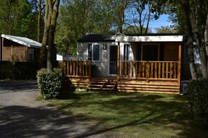 notre mobil home avec sa vue dégagée 