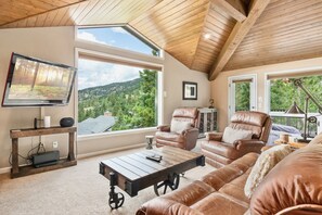 Indoors, Furniture, Living Room, Table, Couch
