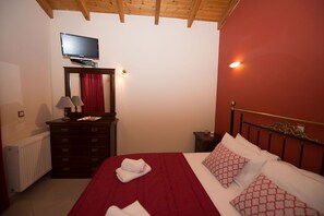 Erikousa Villa 1  - bedroom